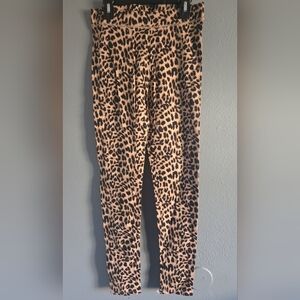 PINK Victoria's Secret Animal Print Cheetah/Leopard Leggings Small New condition